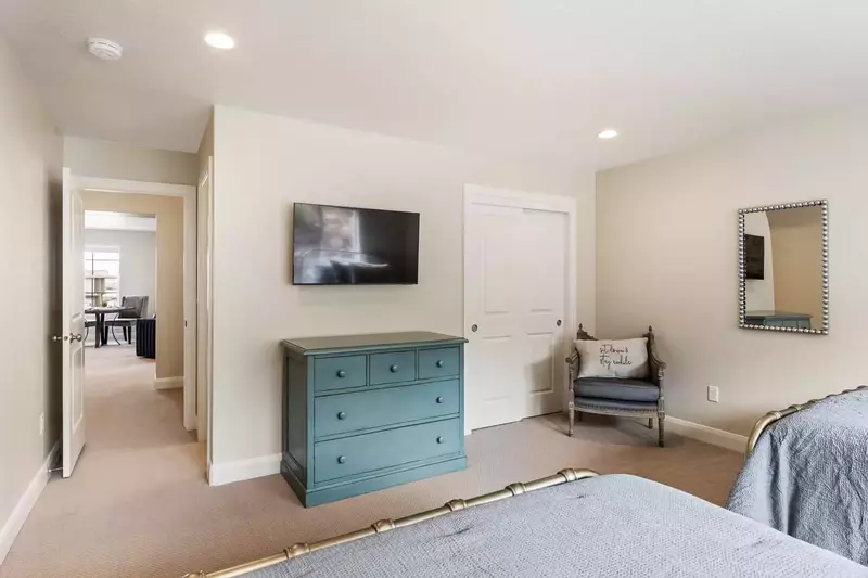 Double Queen Bedroom Area