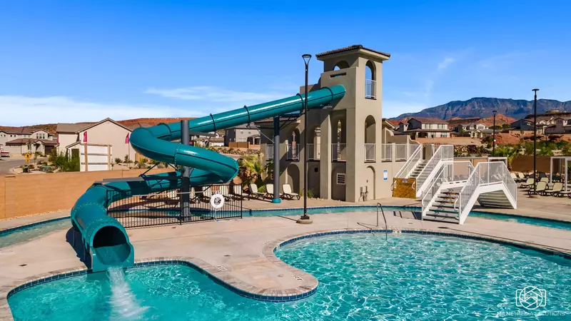 Community Waterpark, Slide, Lazy River, Splash Pad