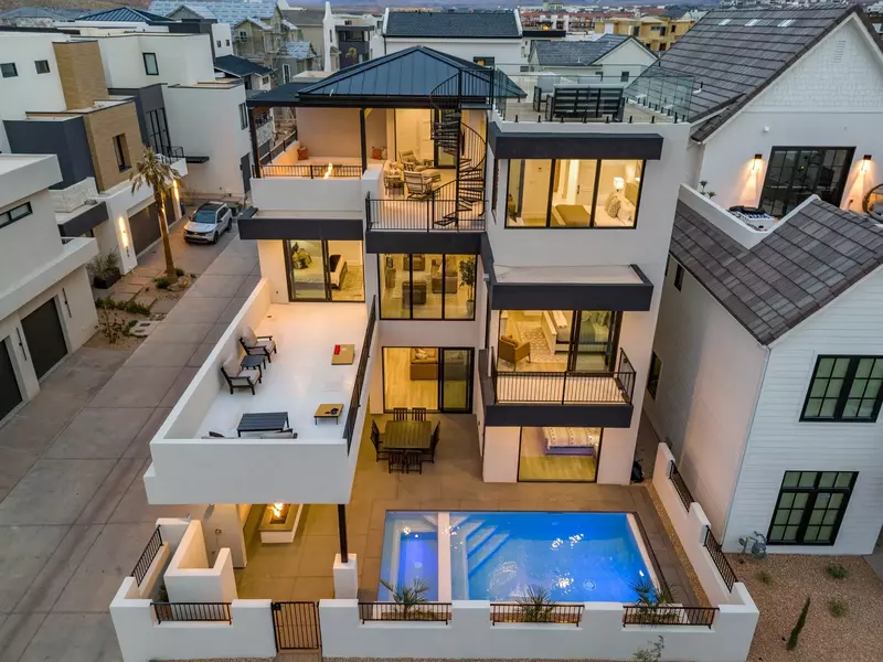 Entire House / Private Pool and Hot Tub
