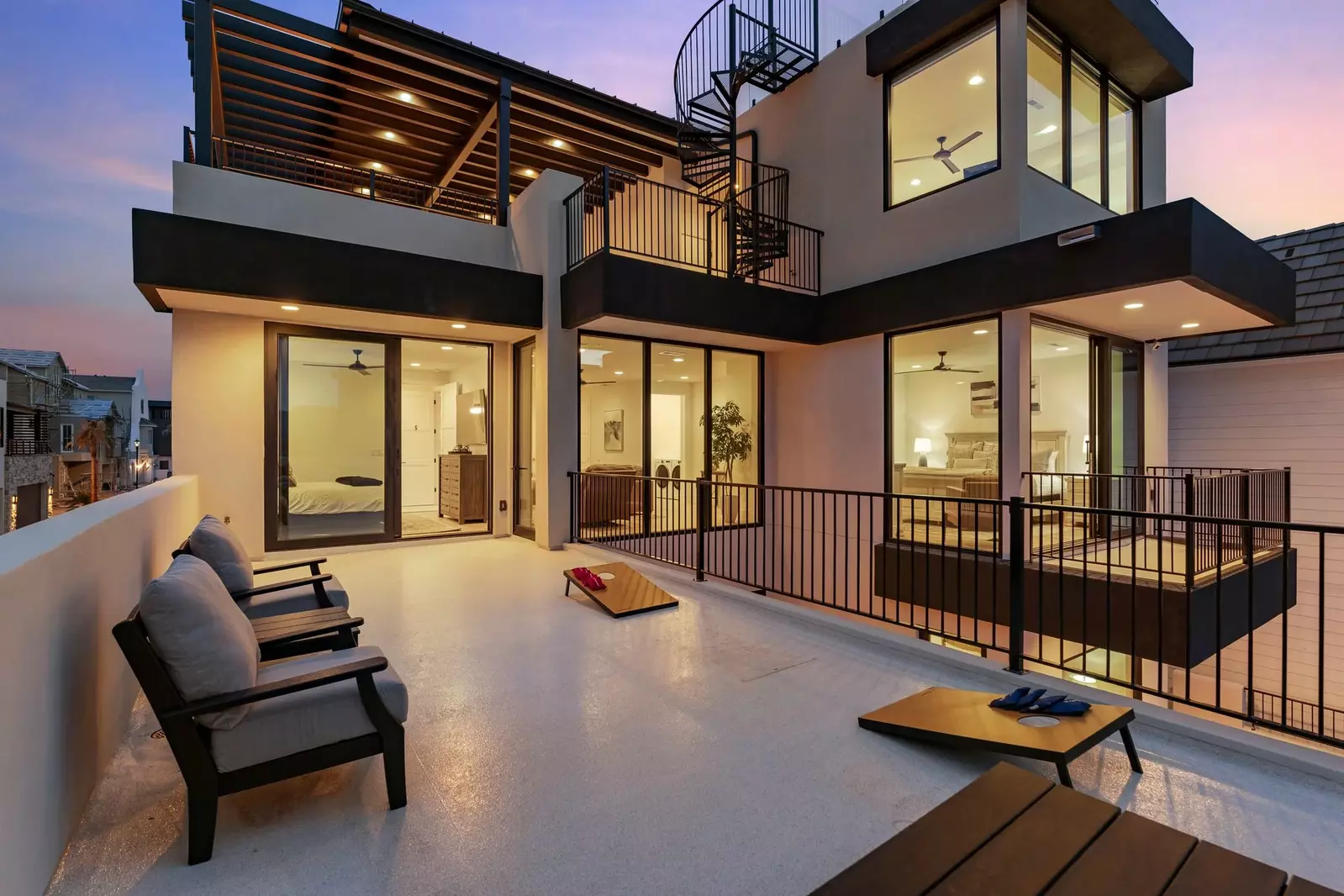 Large Patio Deck and Cornhole
