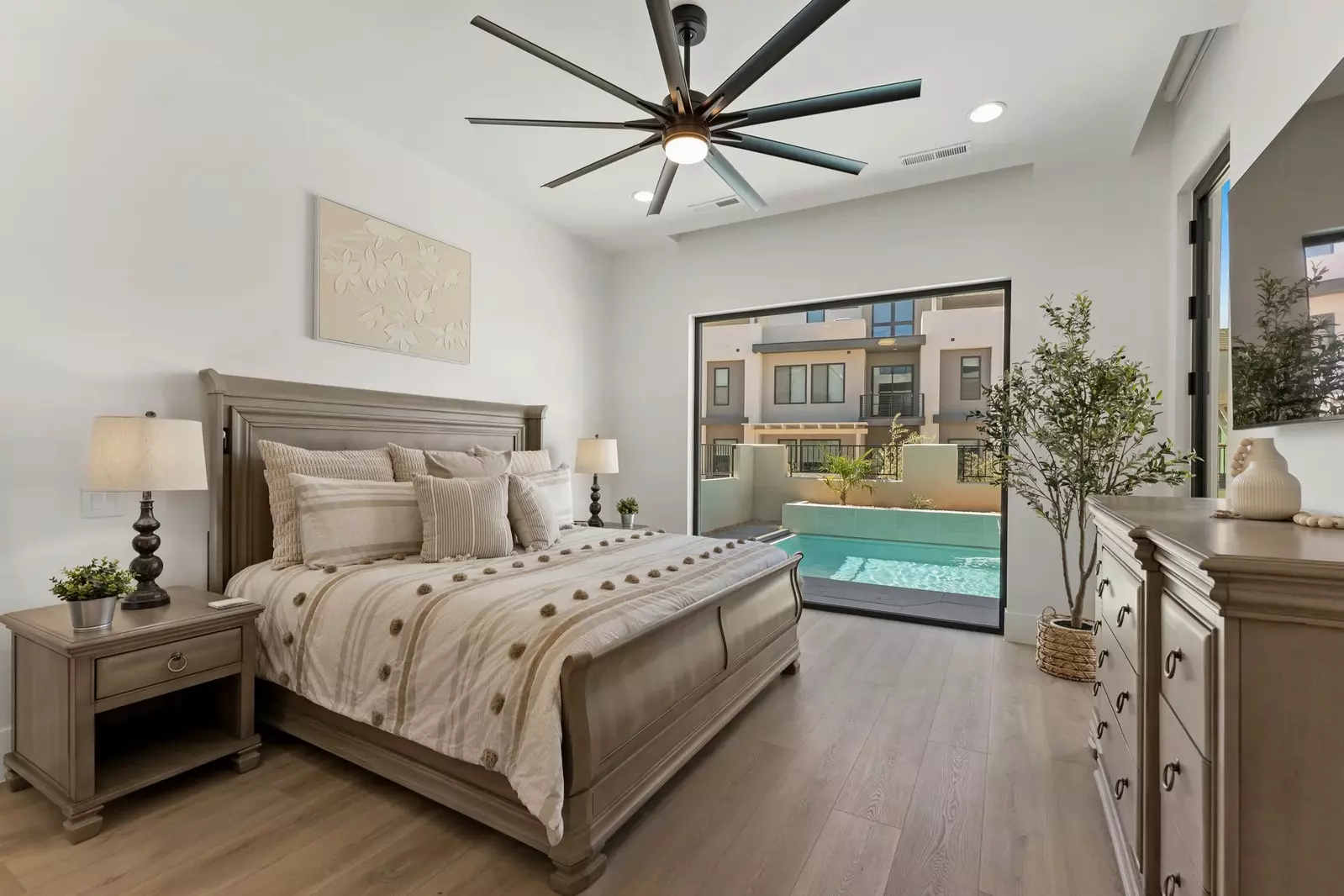 King Bedroom