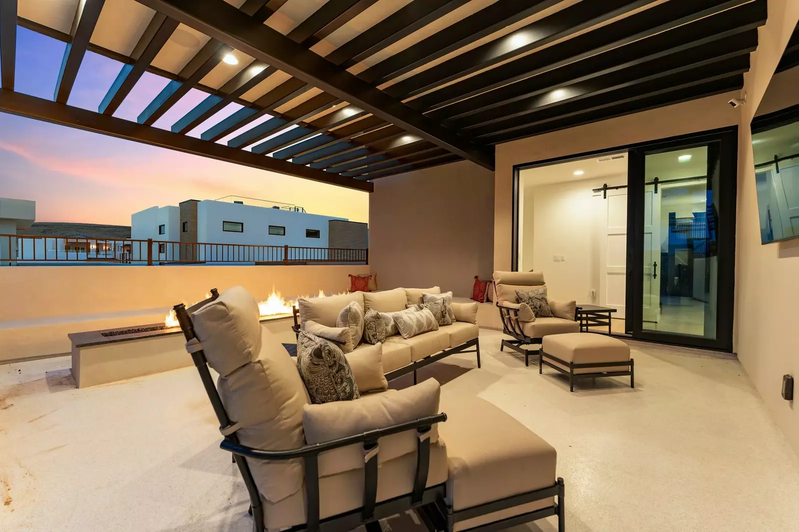 Cover Deck Seating and Fire Table