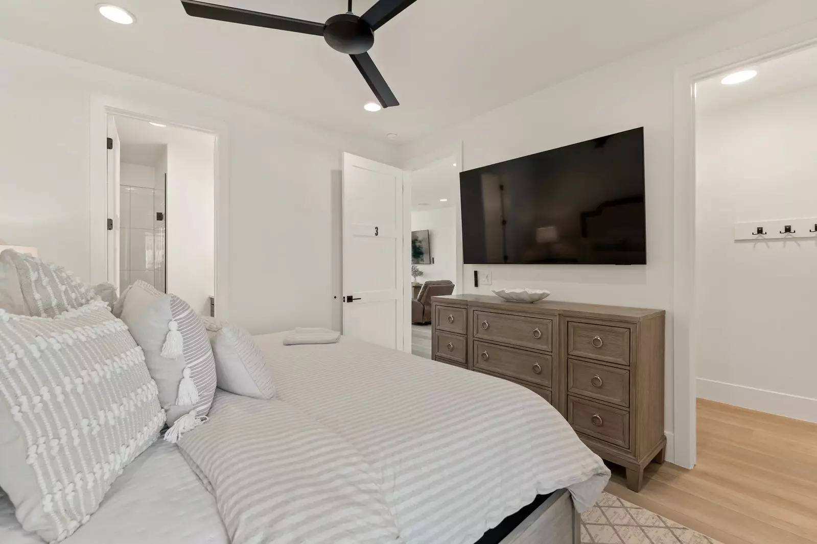 King Bedroom