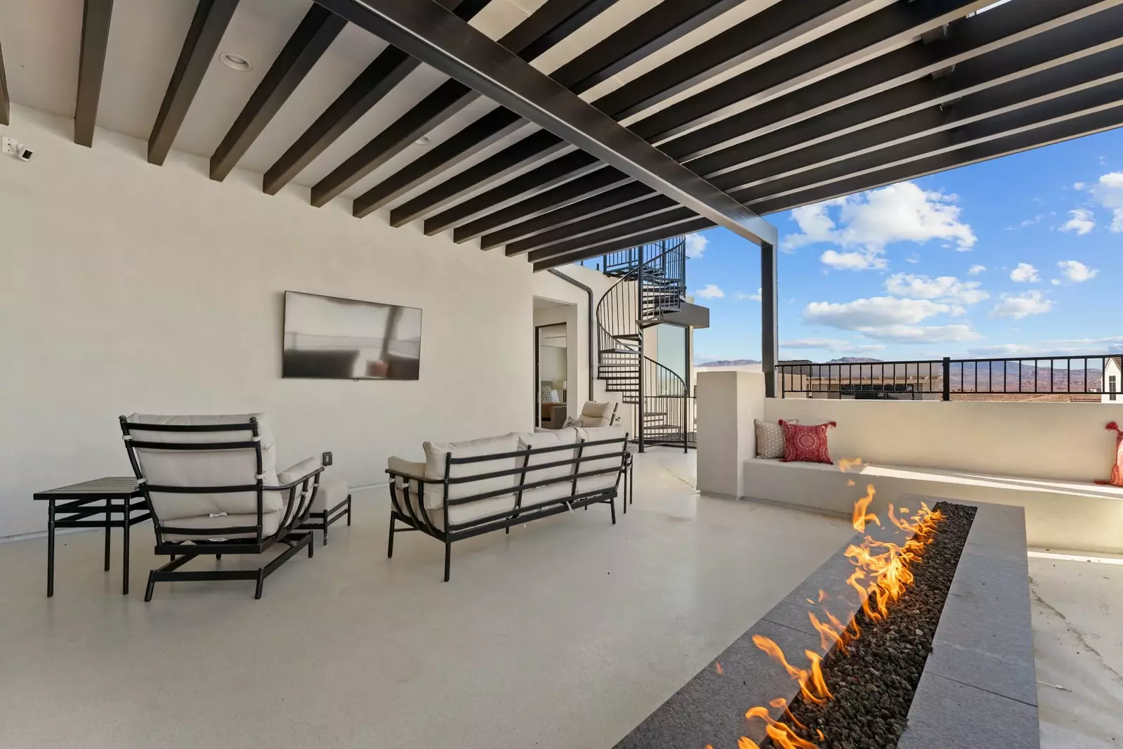 Patio Seating, TV / Fire Table