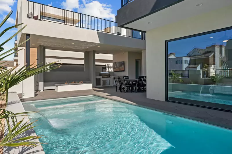 Private Pool and Hot Tub