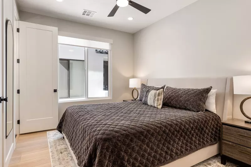 King Bed