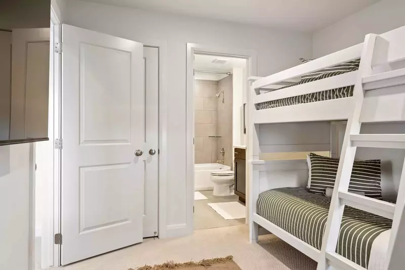 Twin/Twin Bunk Beds