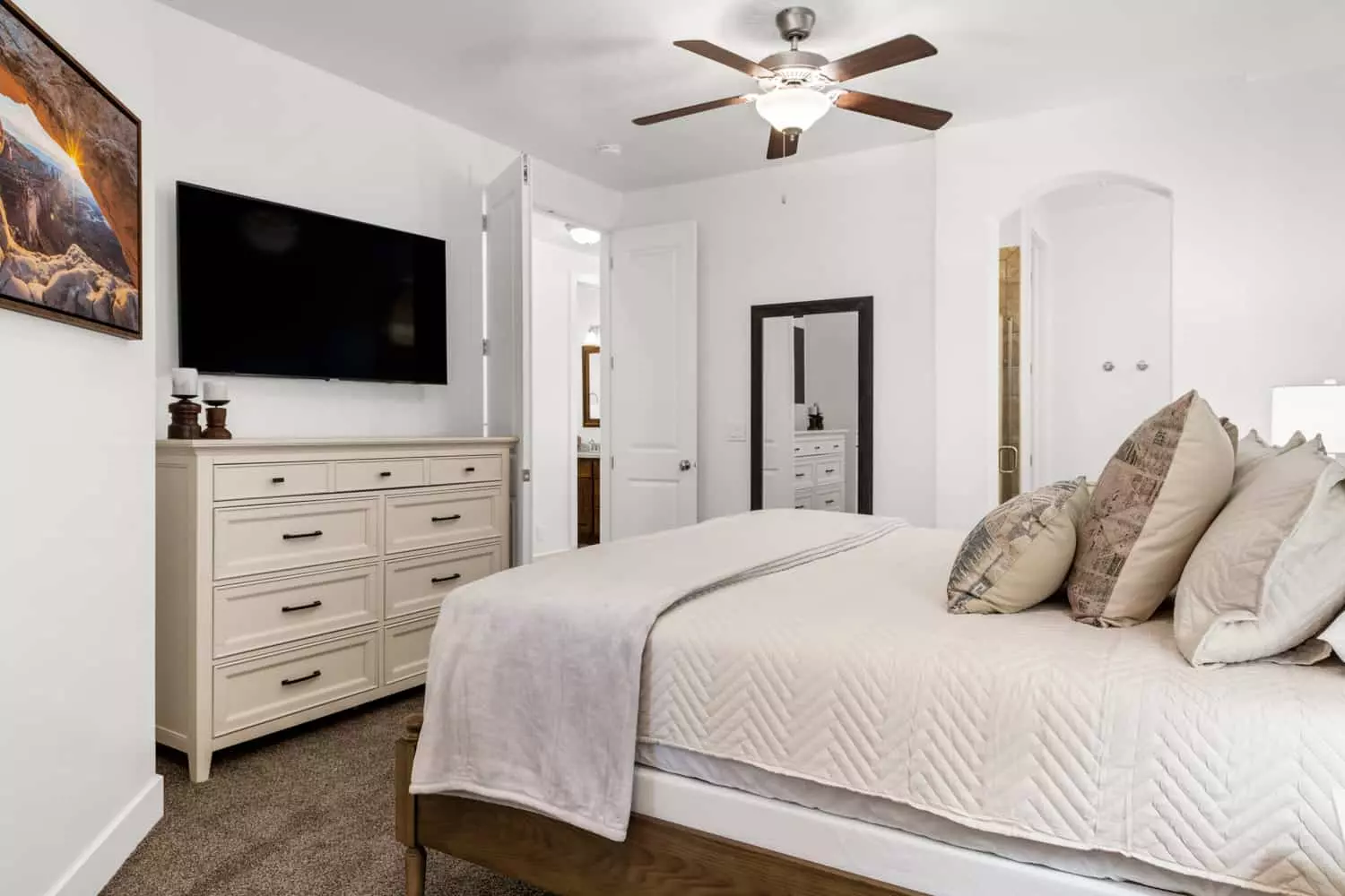 King Bedroom