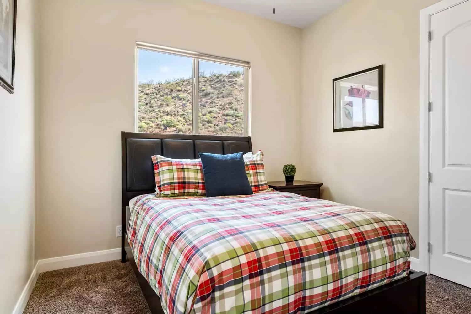 Queen Bedroom