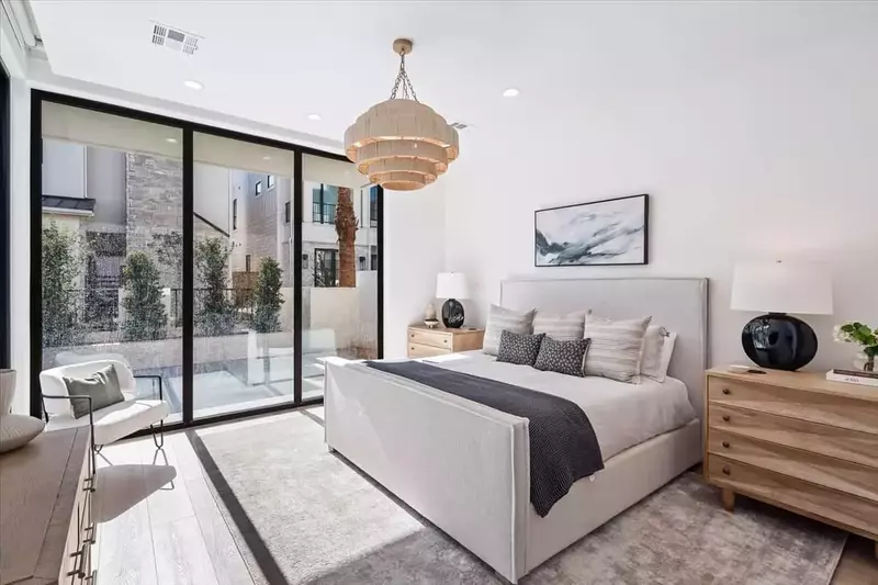King Bedroom
