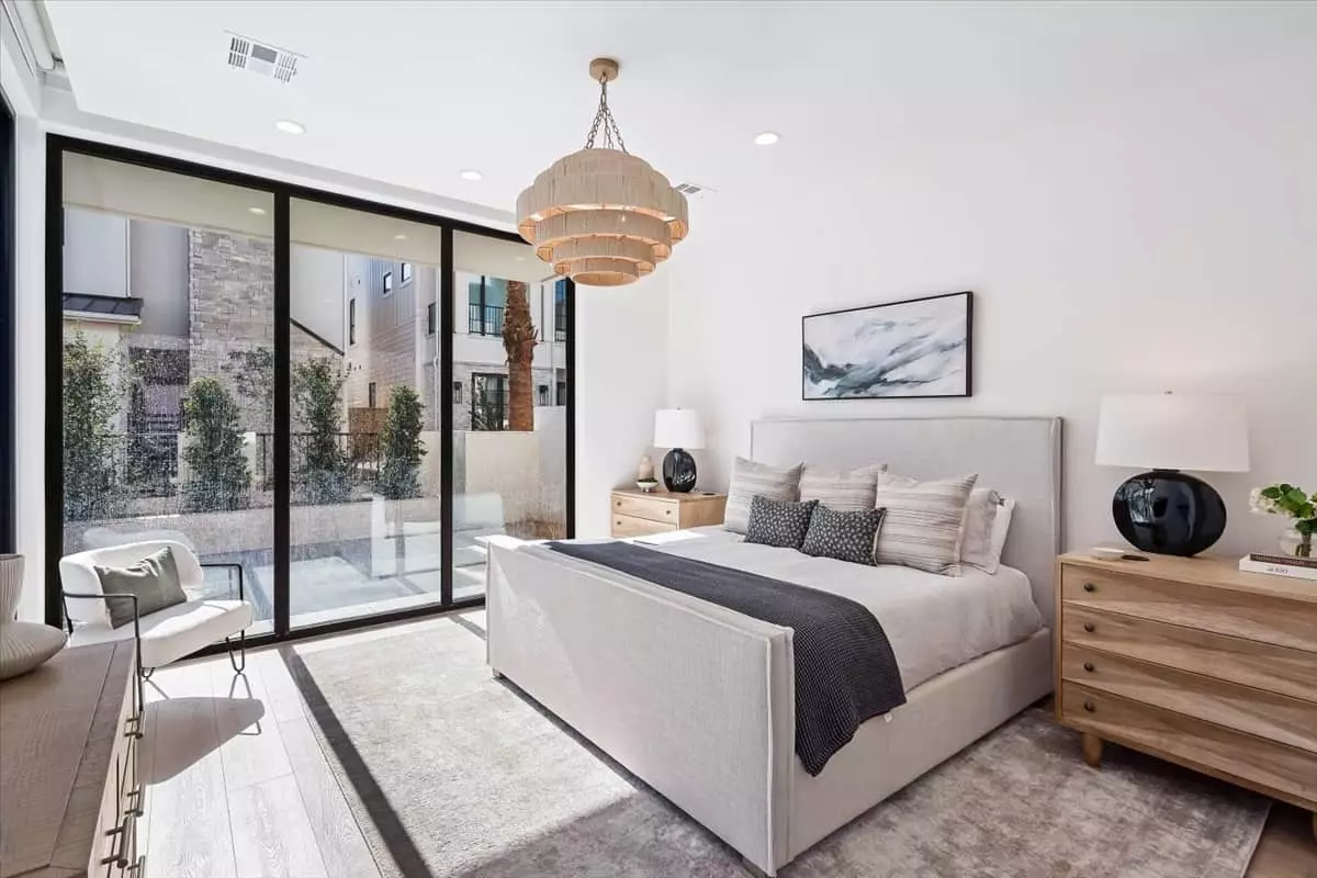 King Bedroom
