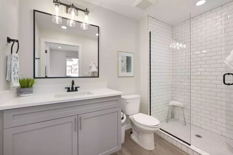 Master Bath