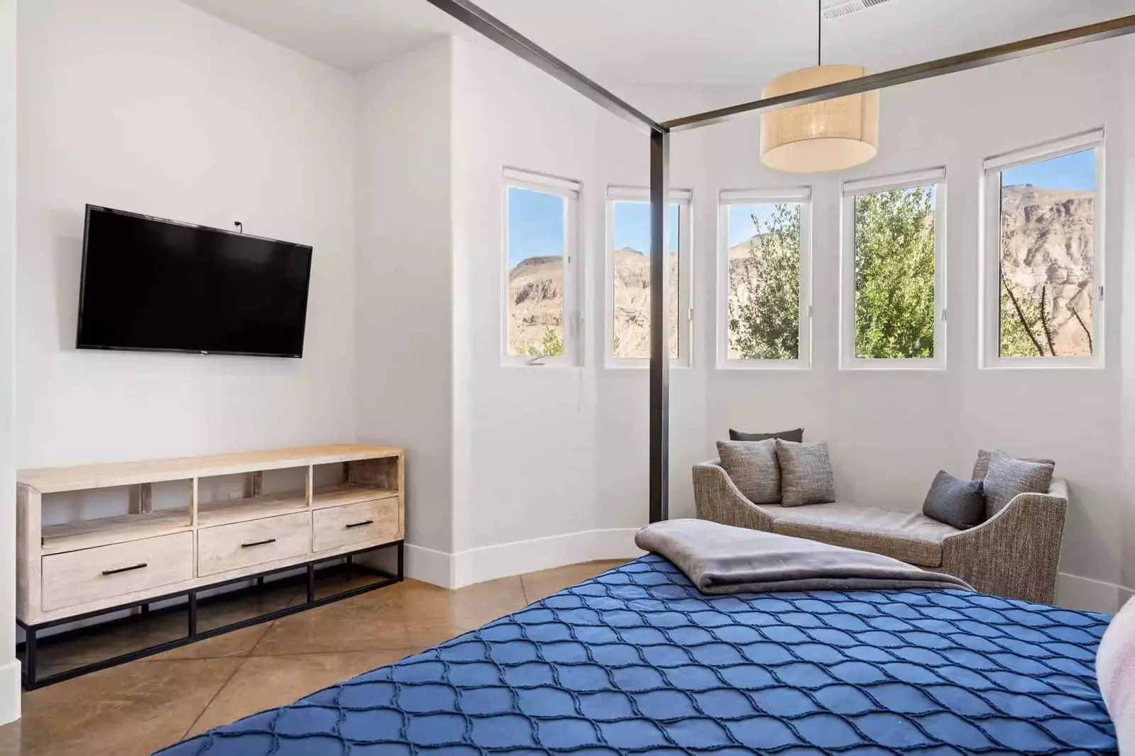 King Master Bedroom