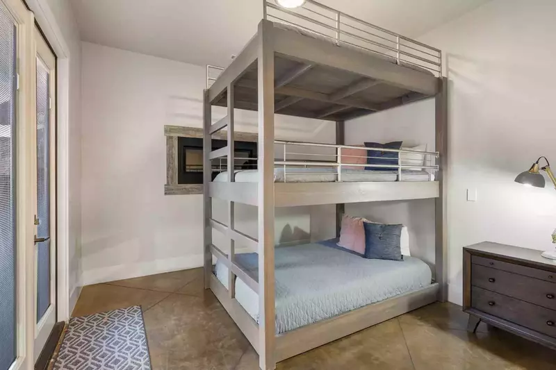 Queen Triple Bunk