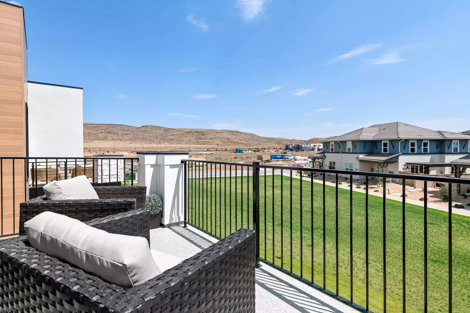 Deck View