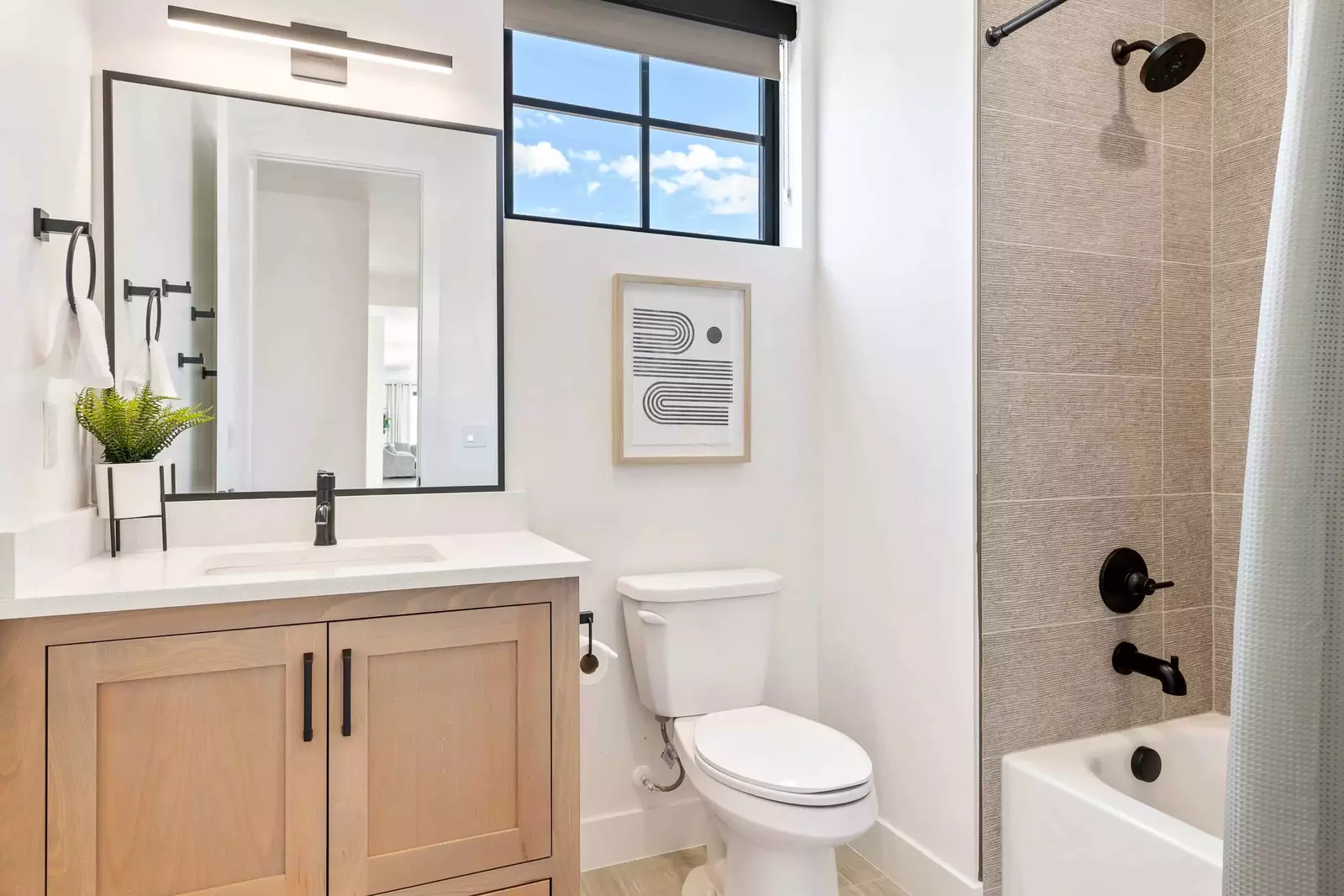 Full Bathroom