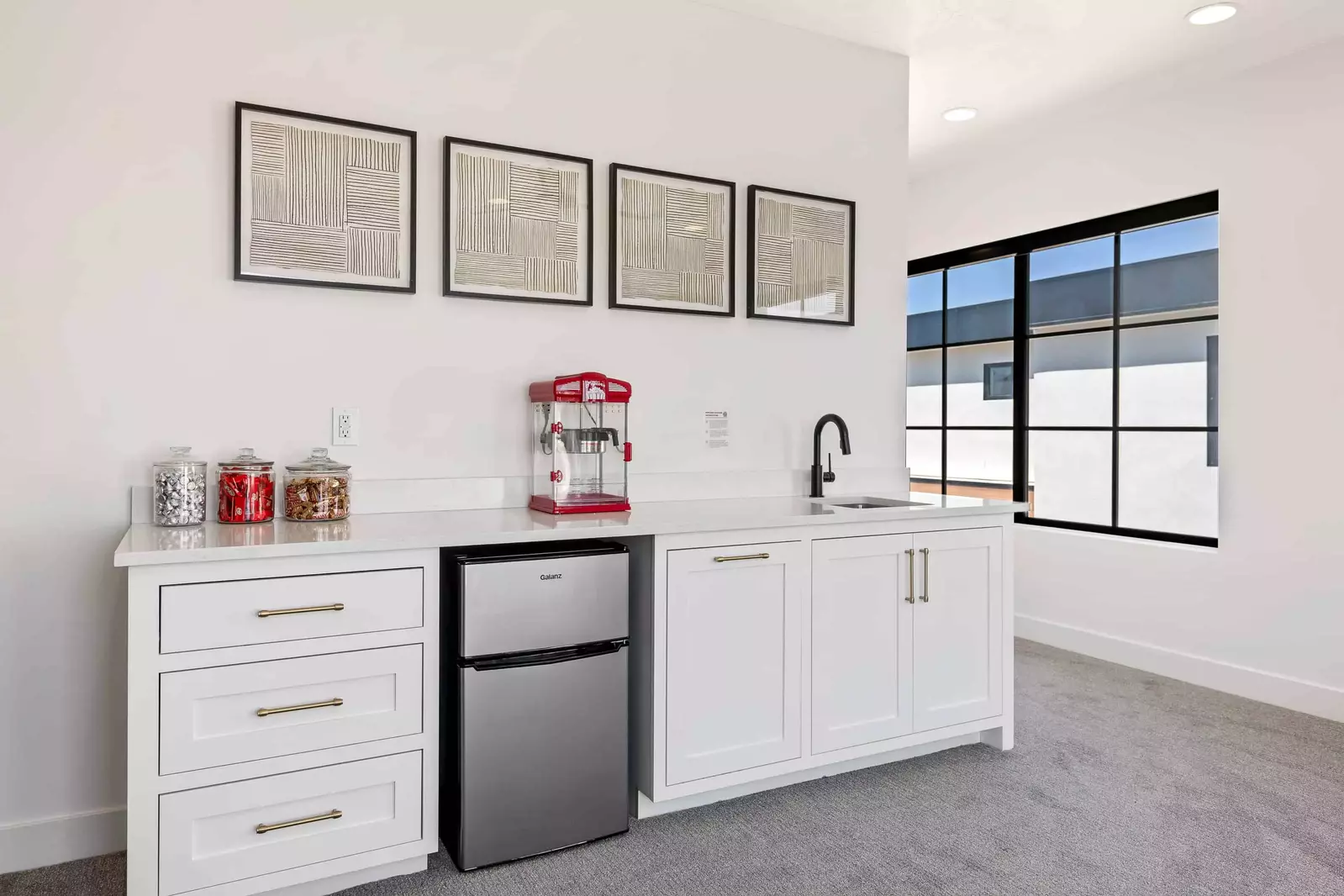 Kitchenette