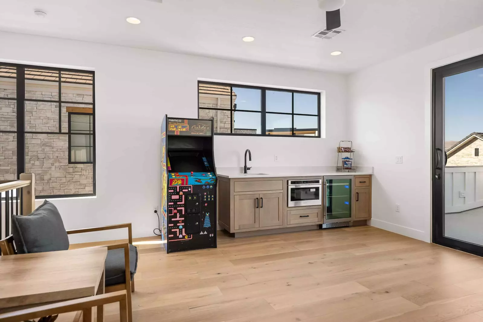 Arcade Game and Kitchenette