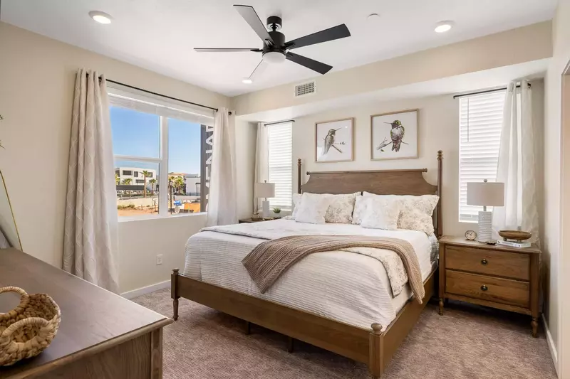 Queen Bedroom