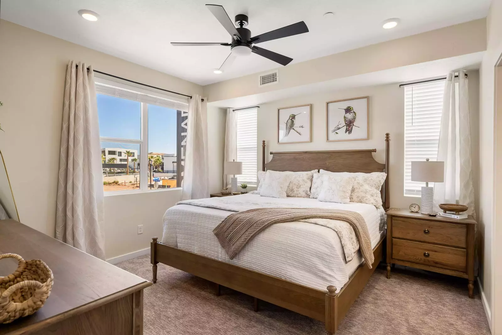 Queen Bedroom