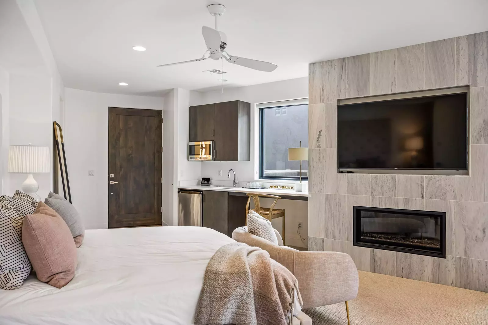 Master Suite with Casita