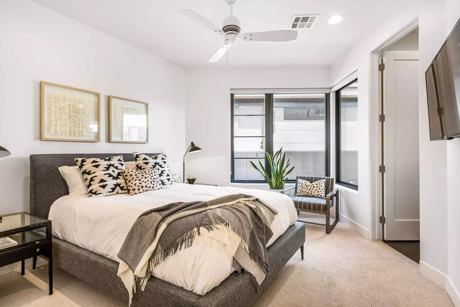 Queen Bedroom
