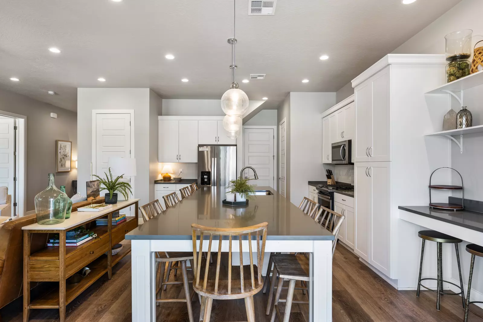Kitchen Counter Seating