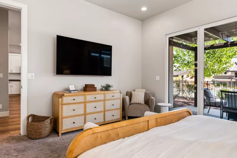 King Bedroom