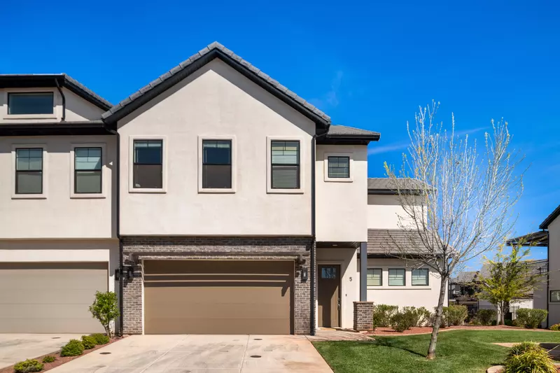 2 Car Garage, Front of Unit