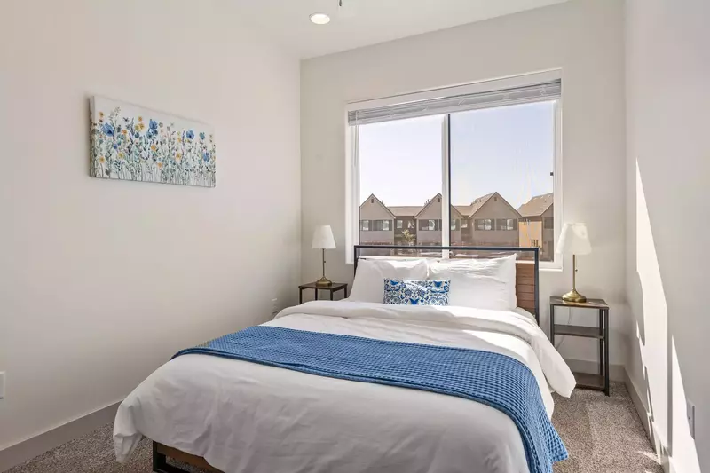 Queen Bedroom