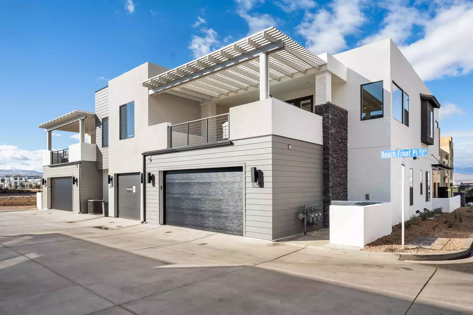 2 Car Garage