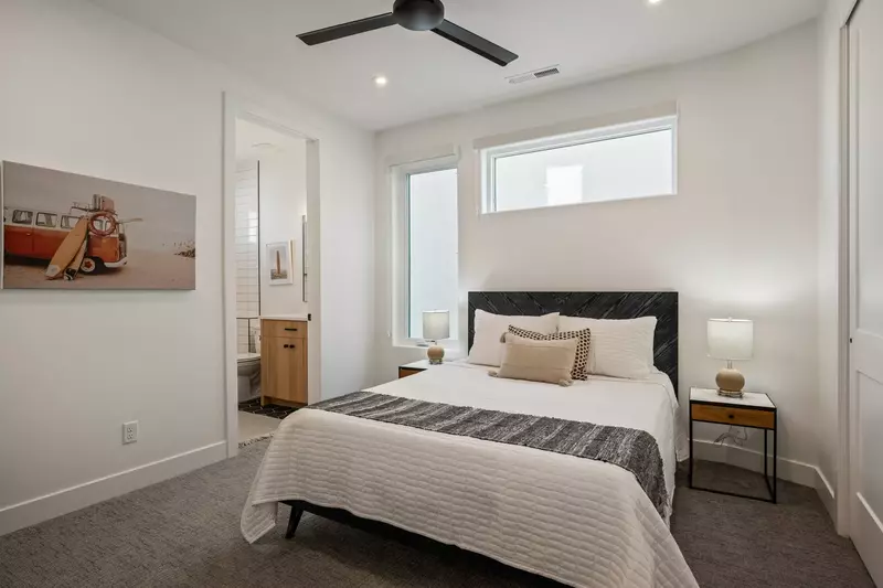 Queen Bedroom w/ Attached Bath