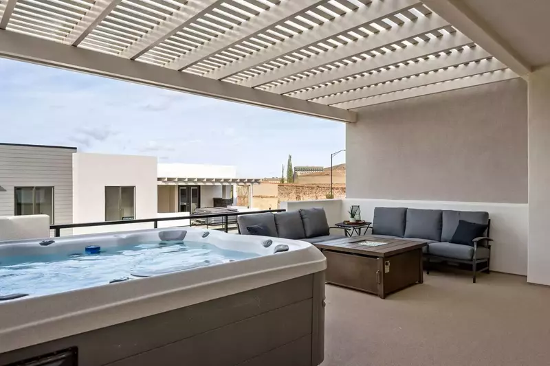Private Hot Tub