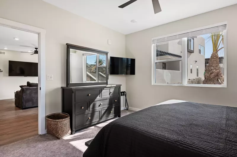 King Bedroom