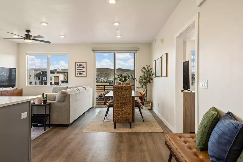 Dining/Living Room