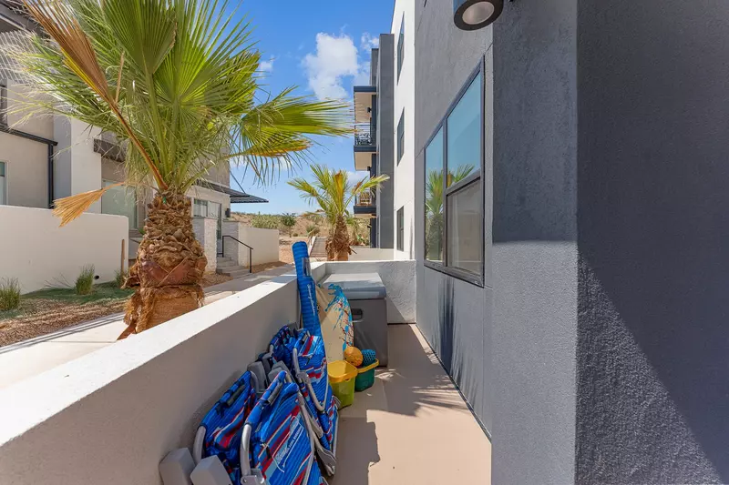 Beach Chairs and Pool / Sand Toys