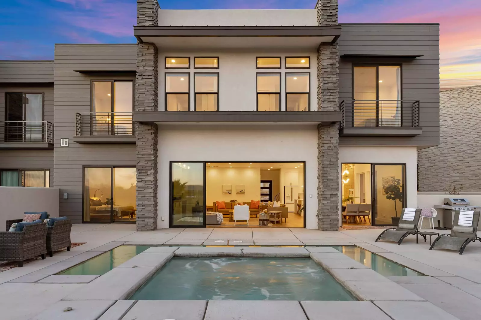 Private Pool & Hot Tub