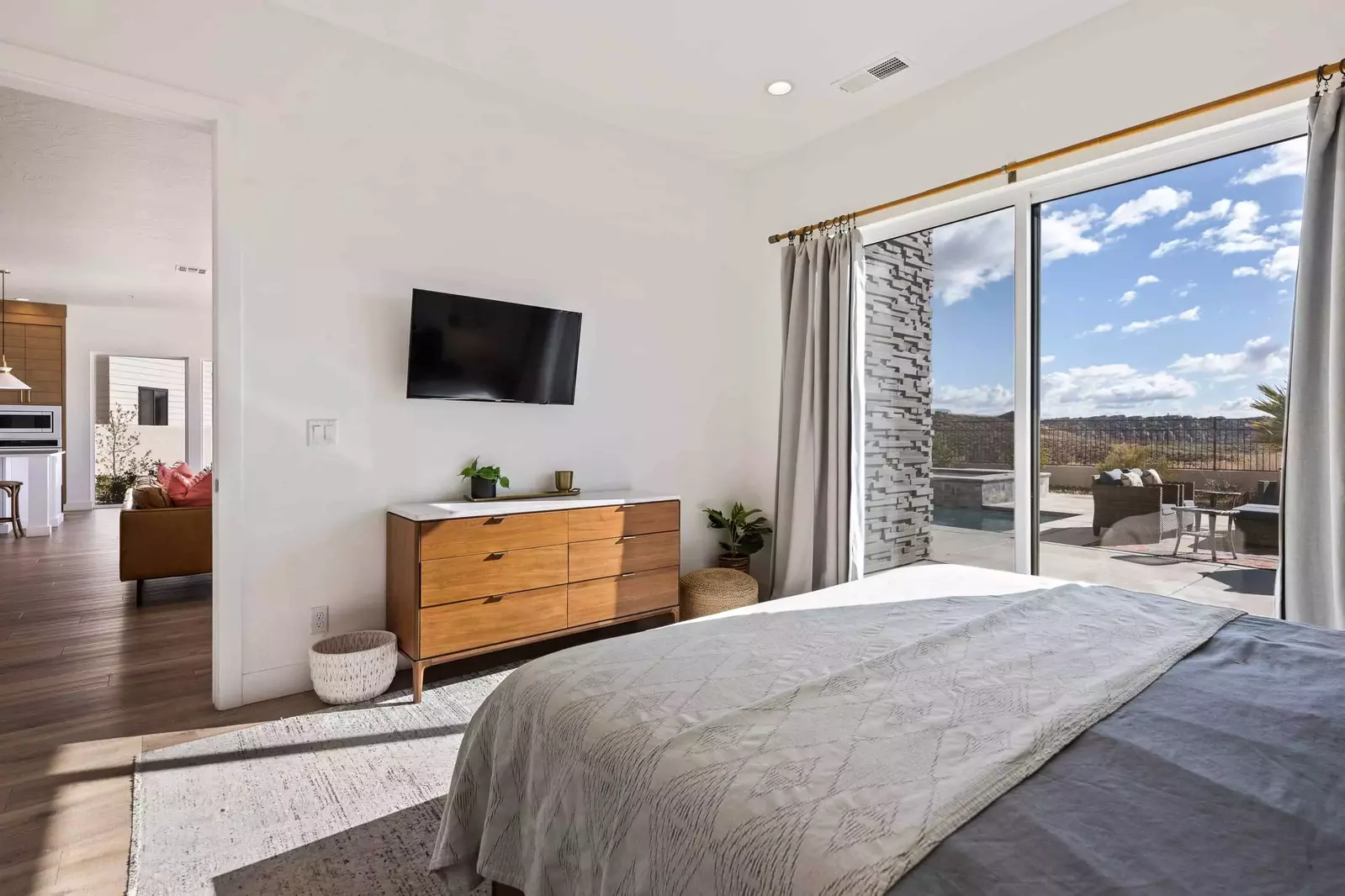 King Bedroom