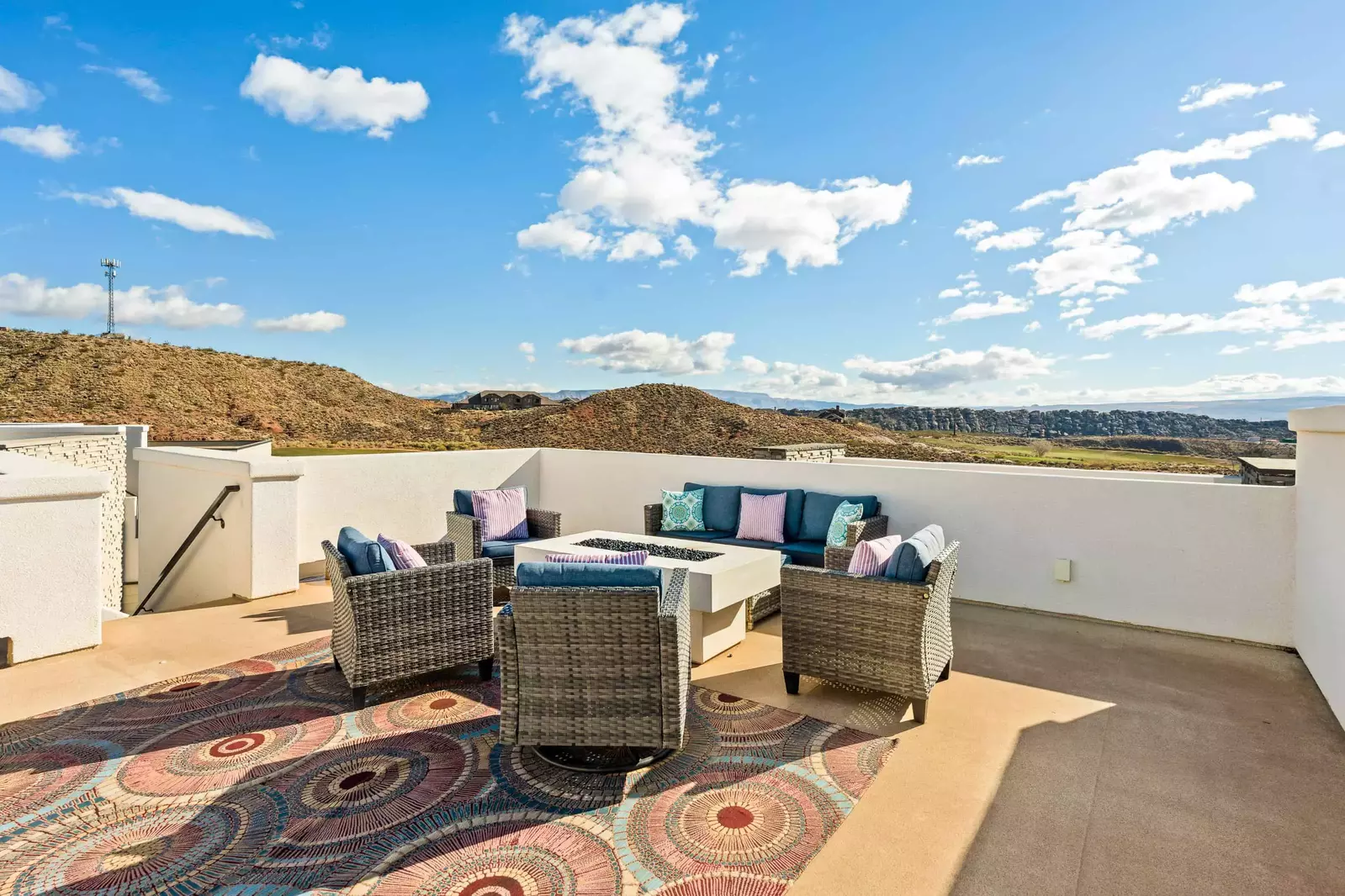 2nd Floor Patio