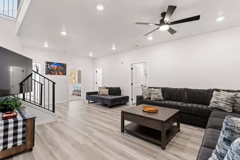 2nd Level Living Area