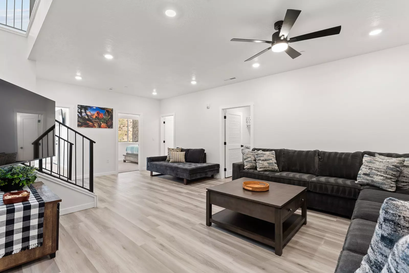 2nd Level Living Area
