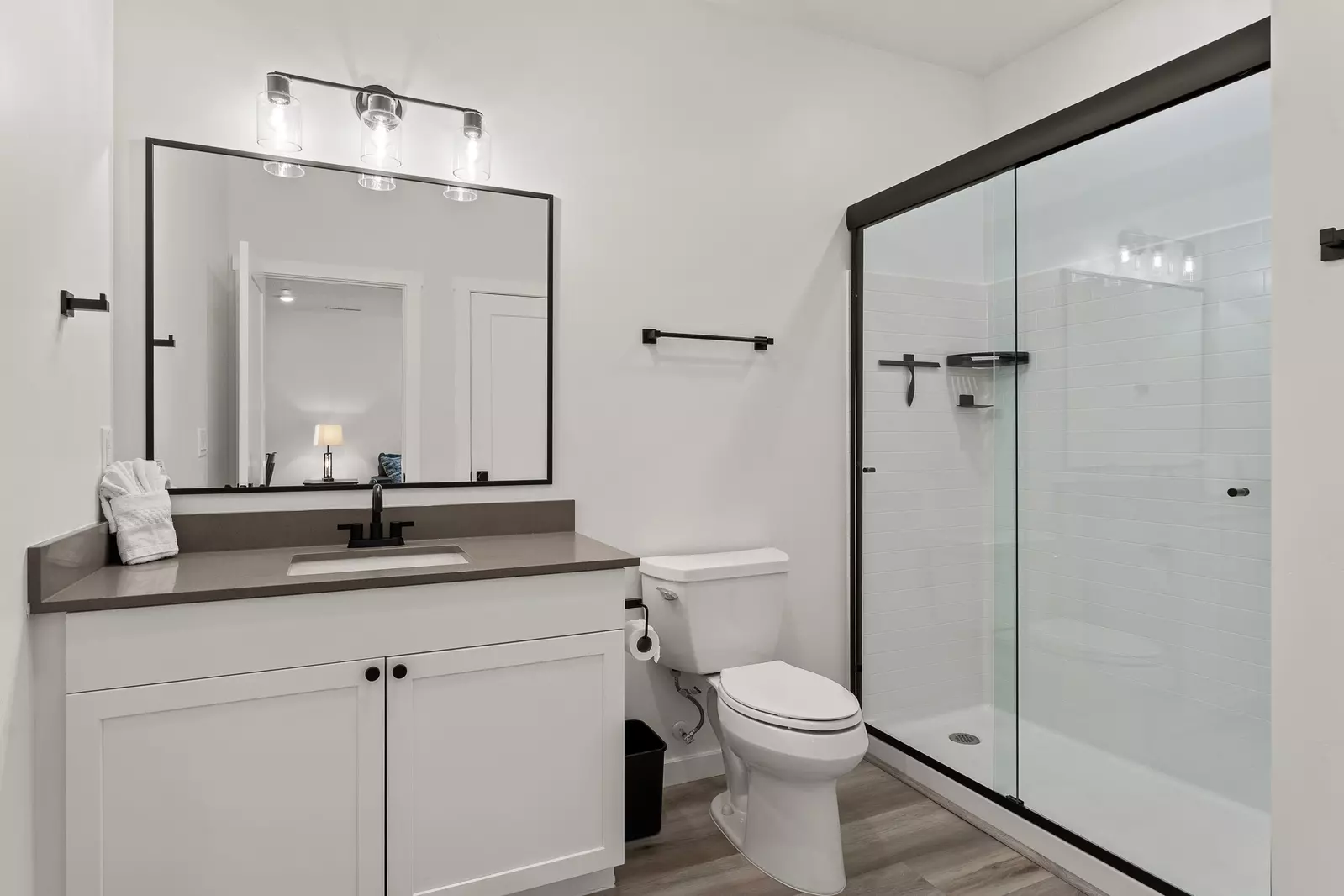 Main Floor Master Bathroom