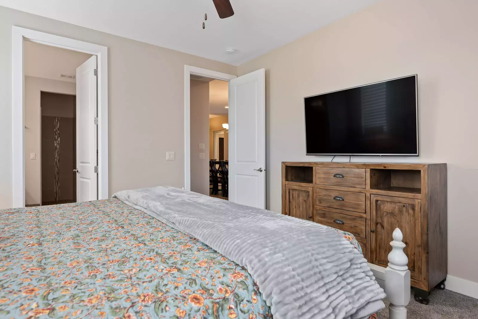King Bedroom