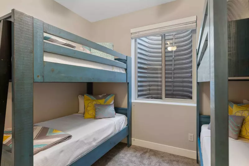 Twin/Twin Bunks