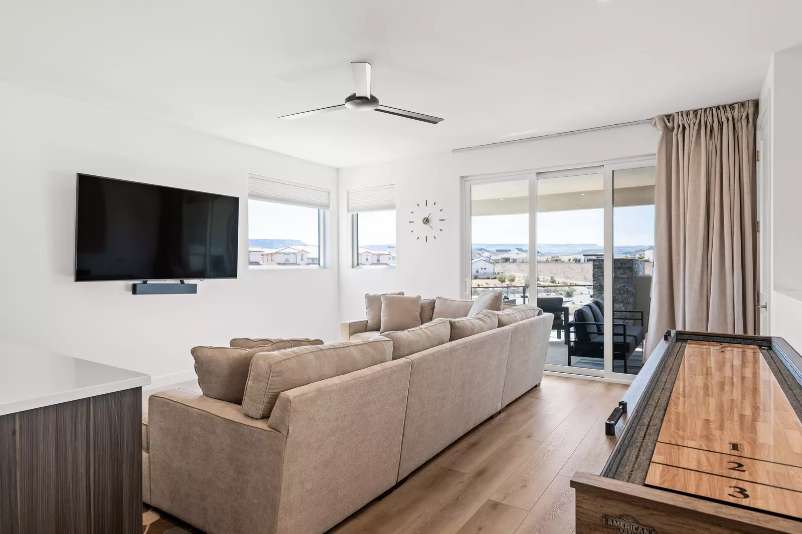 Loft, Shuffleboard