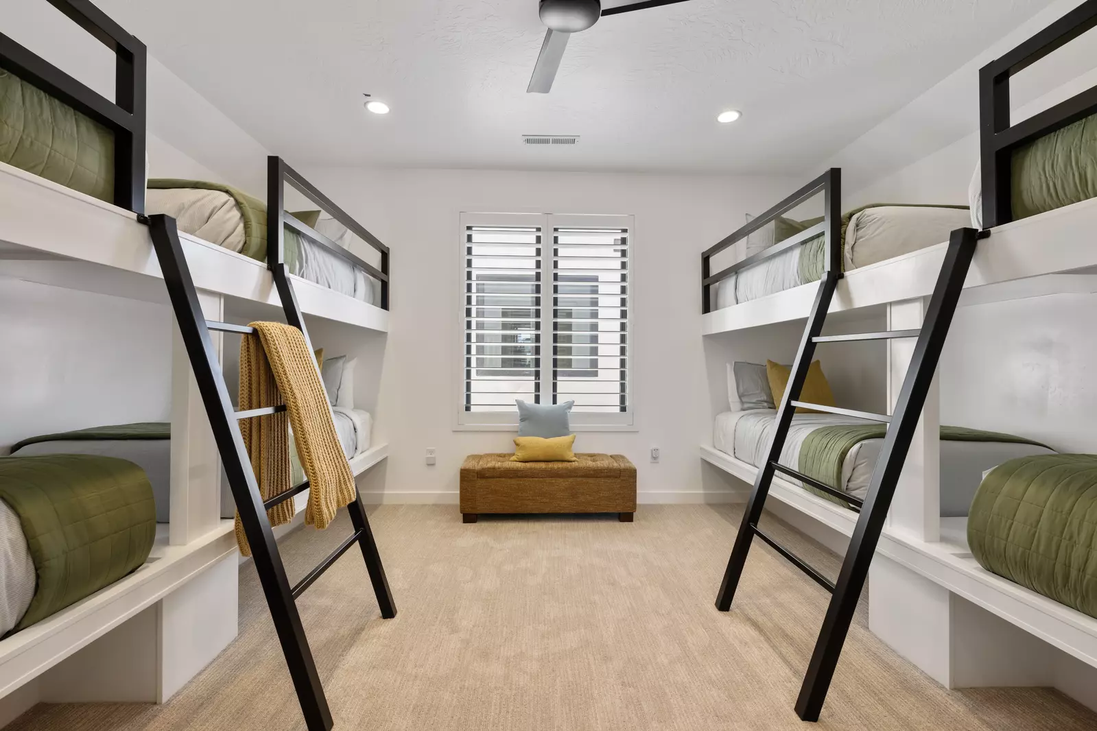 4 T/T Bunks