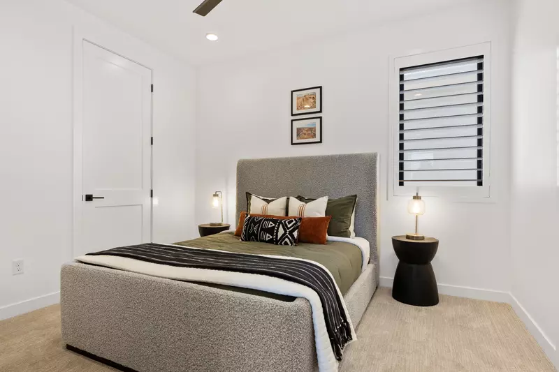 Queen Bedroom