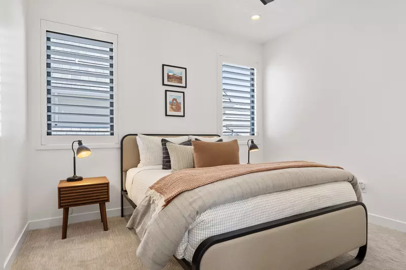 Queen Bedroom