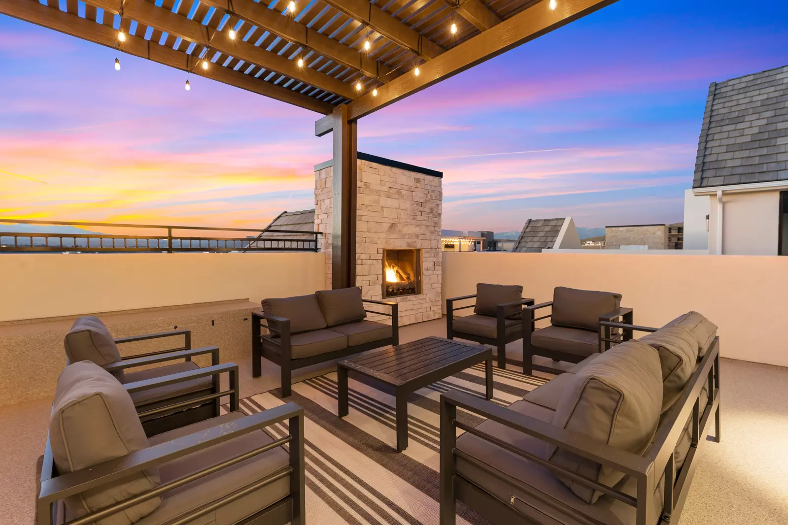 Top Deck Patio
