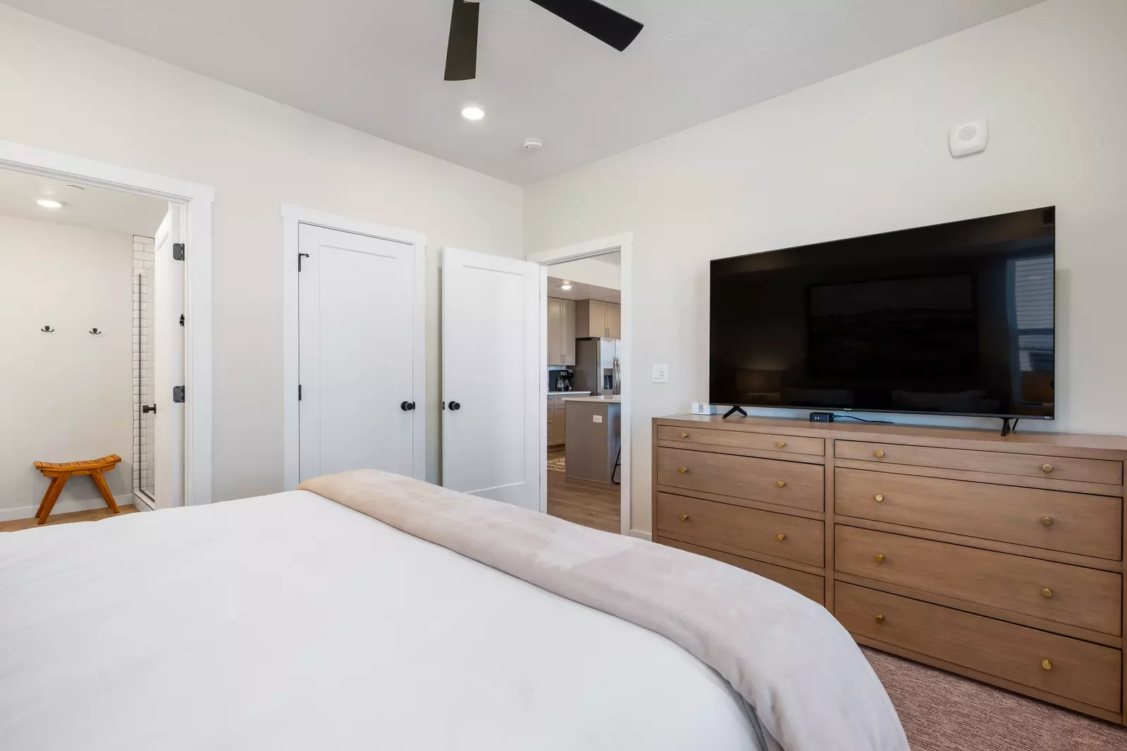 King Ensuite